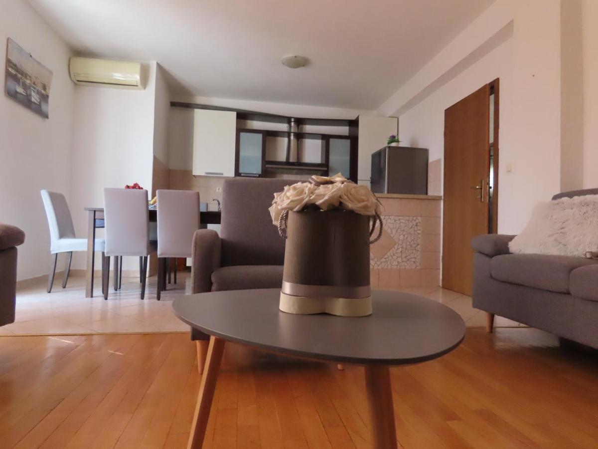 Ferienwohnung Apartman Rita Makarska Exterior foto