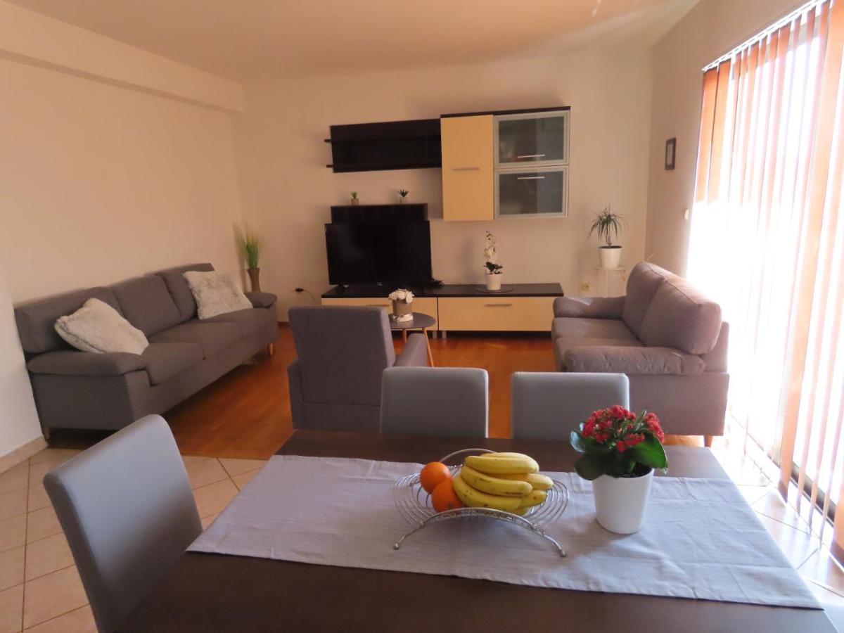 Ferienwohnung Apartman Rita Makarska Exterior foto